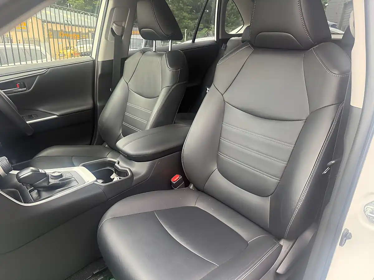 Used 2020 Toyota RAV4 Excel White - Interior and Exterior details 18