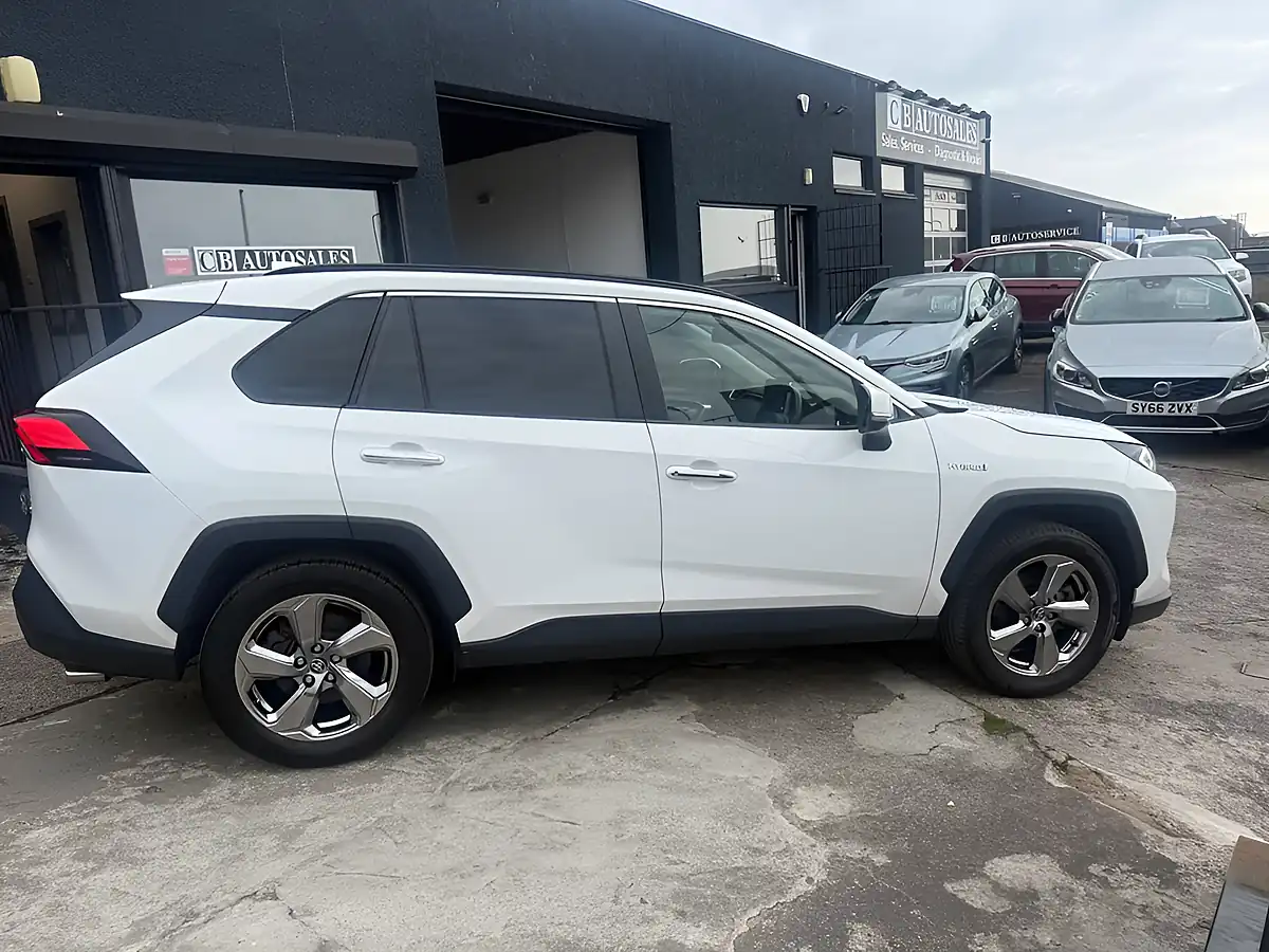 Used 2020 Toyota RAV4 Excel White - Interior and Exterior details 3