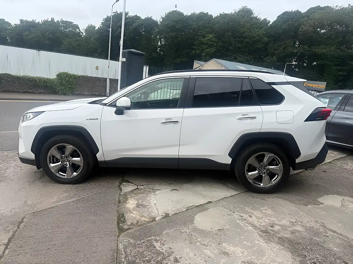 Used 2020 Toyota RAV4 Excel White - Interior and Exterior details 5