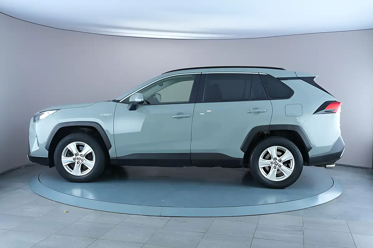 Used 2020 Toyota Rav4 Icon Green - Interior and Exterior details 5