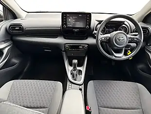 Used 2020 Toyota Yaris Design Blue - Interior and Exterior details 10