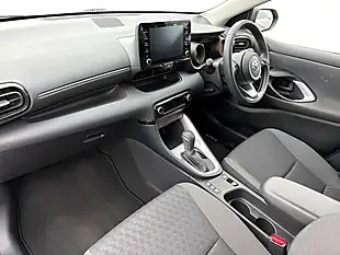 Used 2020 Toyota Yaris Design Blue - Interior and Exterior details 11