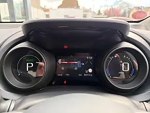 Used 2020 Toyota Yaris Design Blue - Interior and Exterior details 18