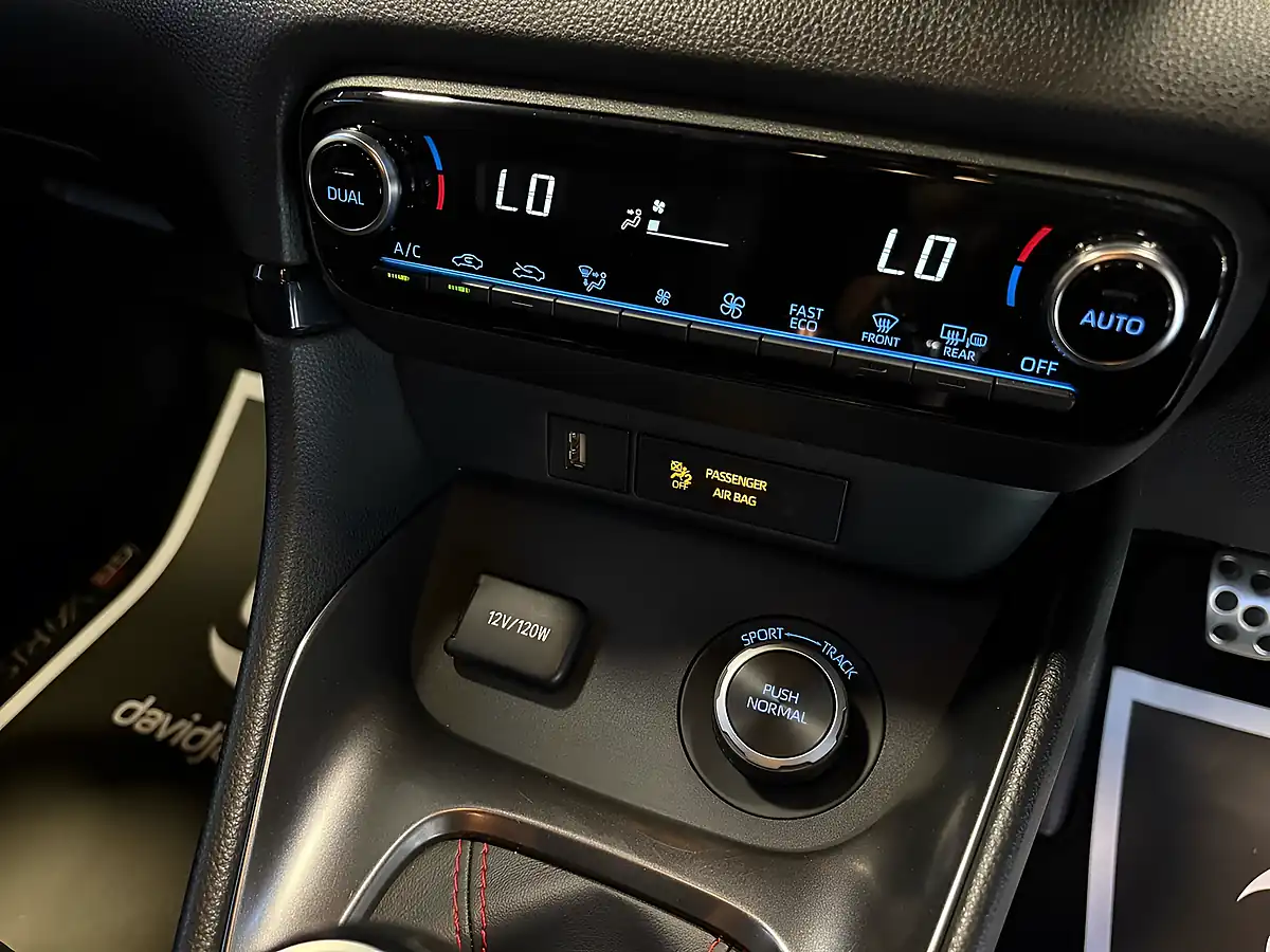 Used 2020 Toyota Yaris Gr Circuit Black - Interior and Exterior details 17