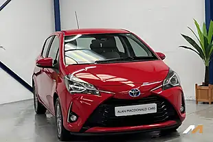 Used 2020 Toyota Yaris Icon Red - Interior and Exterior details 6