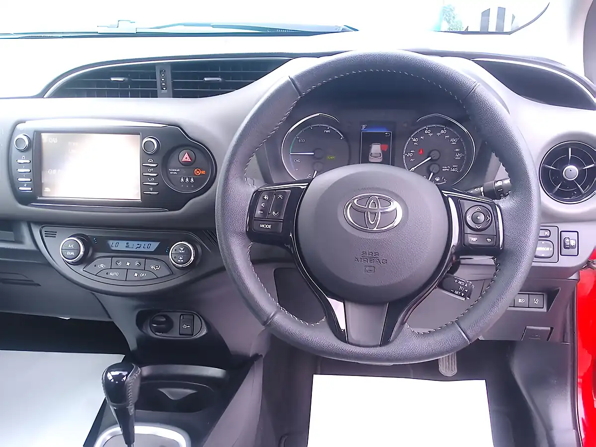 Used 2020 Toyota Yaris Icon Red - Interior and Exterior details 12