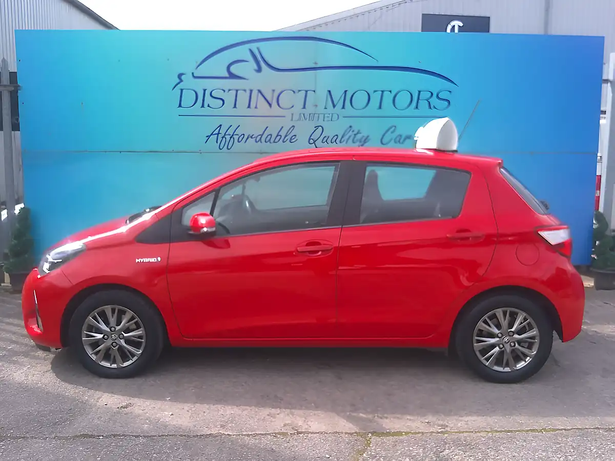 Used 2020 Toyota Yaris Icon Red - Interior and Exterior details 8