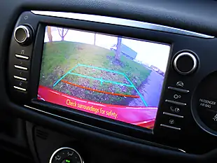 Used 2020 Toyota Yaris Y20 Bi-Tone Red - Interior and Exterior details 7
