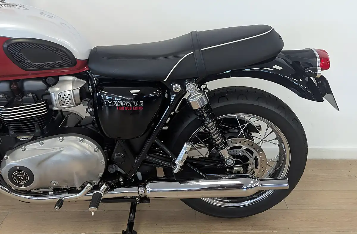 Used 2020 Triumph Bonneville T100 Bud Ekins Special Edition Red - Interior and Exterior details 18