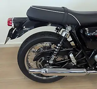 Used 2020 Triumph Bonneville T100 Bud Ekins Special Edition Red - Interior and Exterior details 19