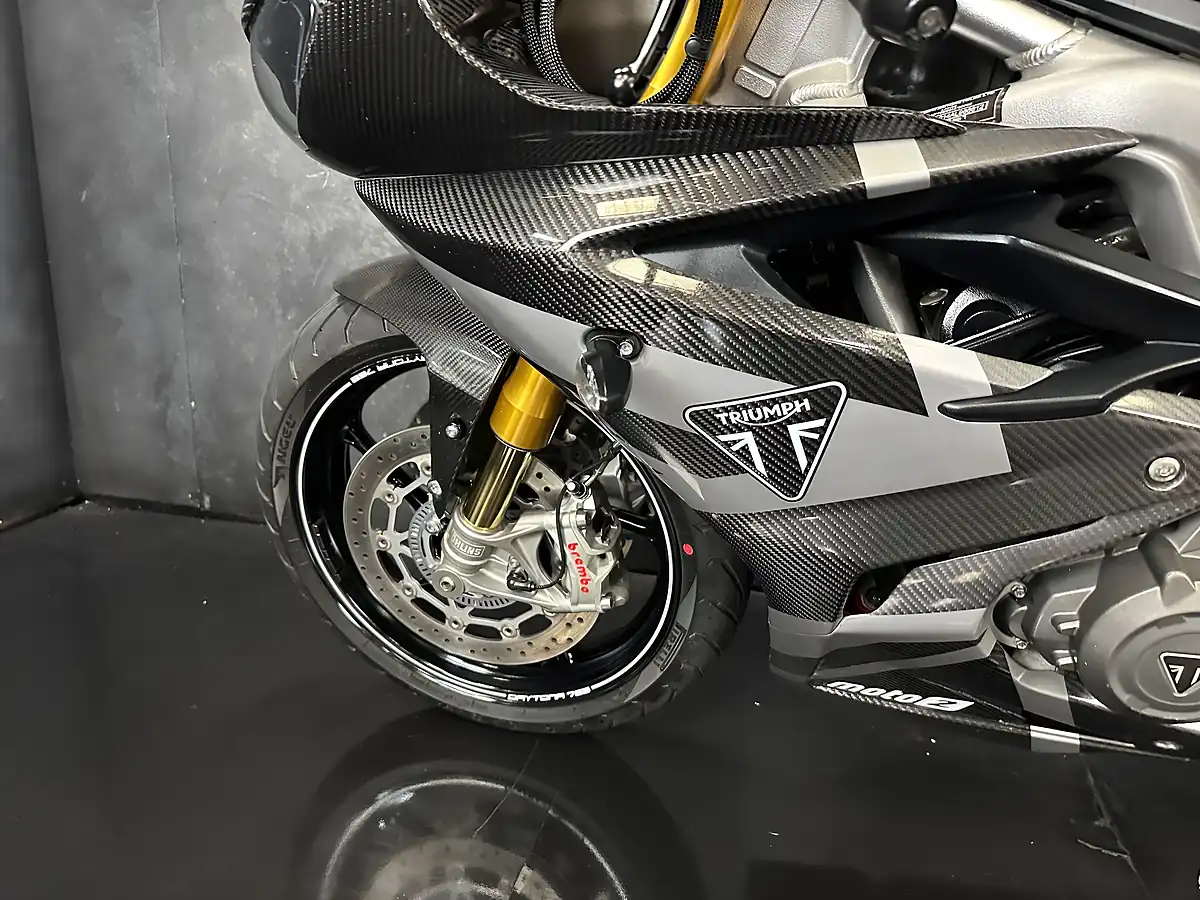 Used 2020 Triumph Daytona MOTO2 Black - Interior and Exterior details 17