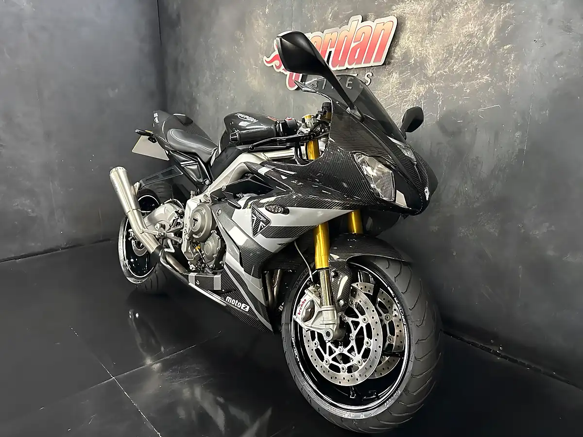 Used 2020 Triumph Daytona MOTO2 Black - Interior and Exterior details 4