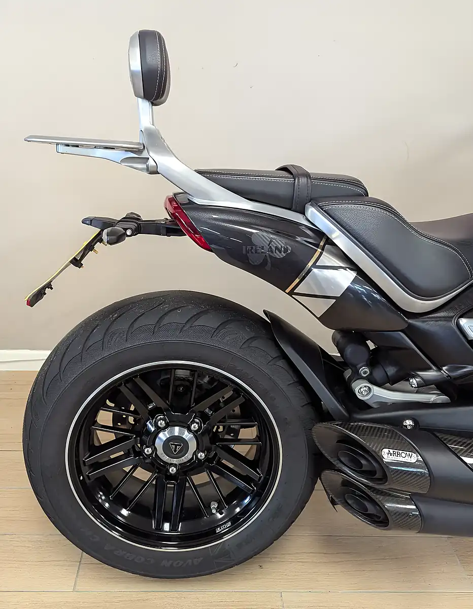 Used 2020 Triumph Rocket Iii Tfc Black - Interior and Exterior details 2
