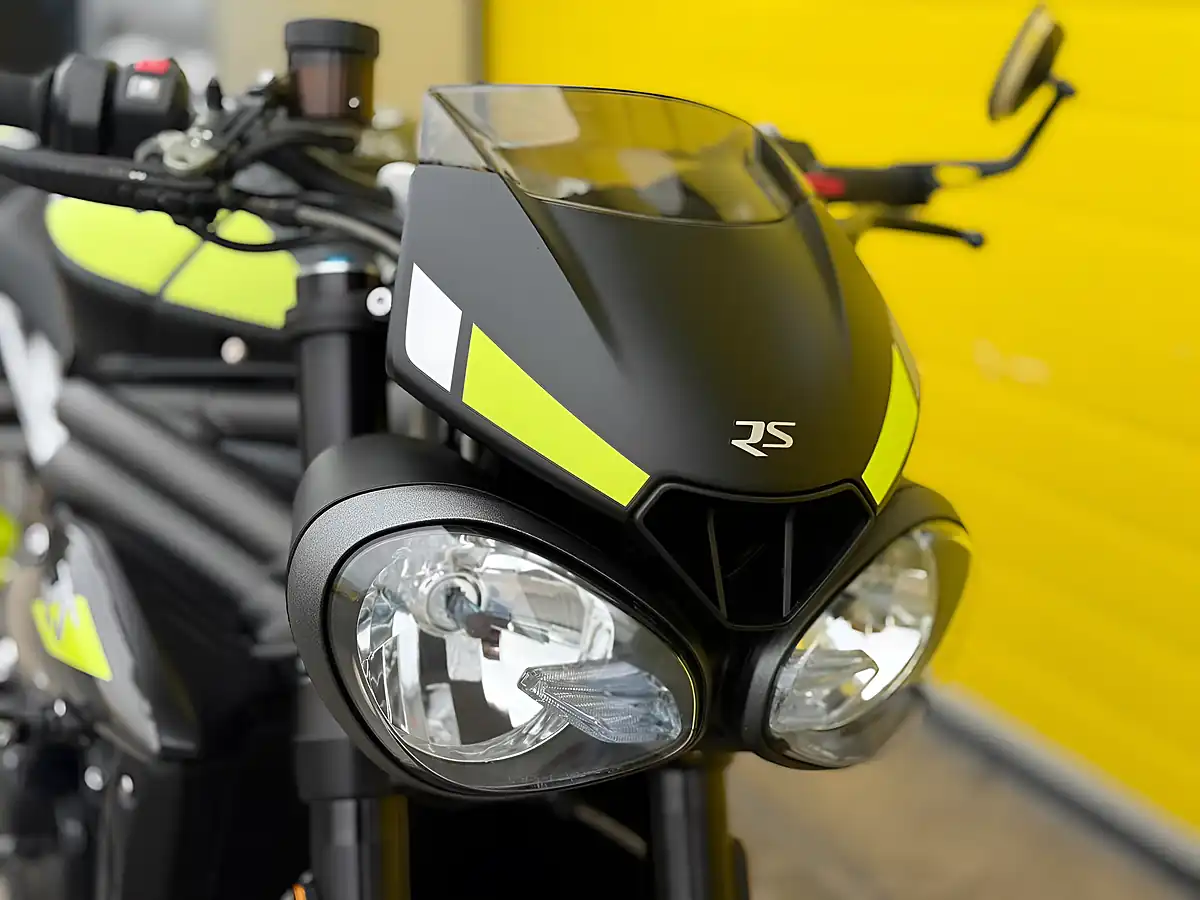 Used 2020 Triumph Speed Triple 1050 RS Black - Interior and Exterior details 13
