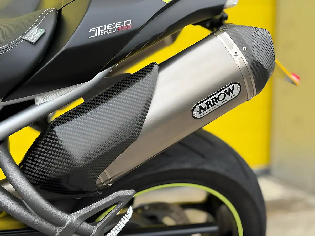 Used 2020 Triumph Speed Triple 1050 RS Black - Interior and Exterior details 18