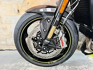 Used 2020 Triumph Speed Triple 1050 RS Black - Interior and Exterior details 14
