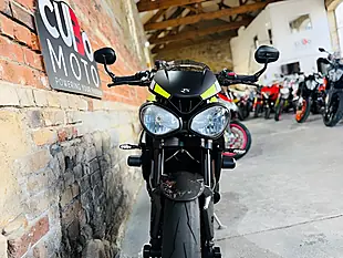 Used 2020 Triumph Speed Triple 1050 RS Black - Interior and Exterior details 19
