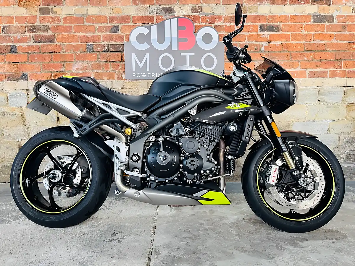 Used 2020 Triumph Speed Triple 1050 RS Black - Interior and Exterior details 2