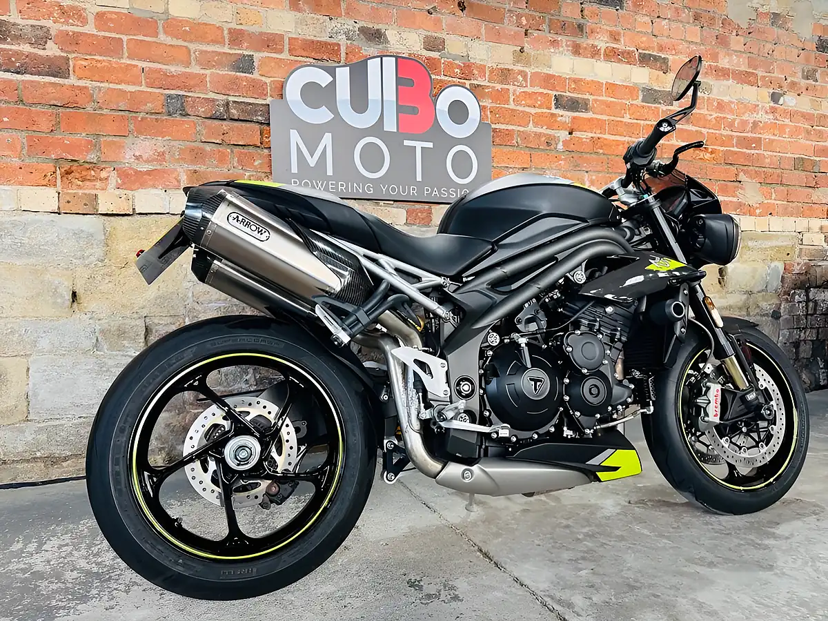 Used 2020 Triumph Speed Triple 1050 RS Black - Interior and Exterior details 4