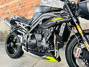 Used 2020 Triumph Speed Triple 1050 RS Black - Interior and Exterior details 6