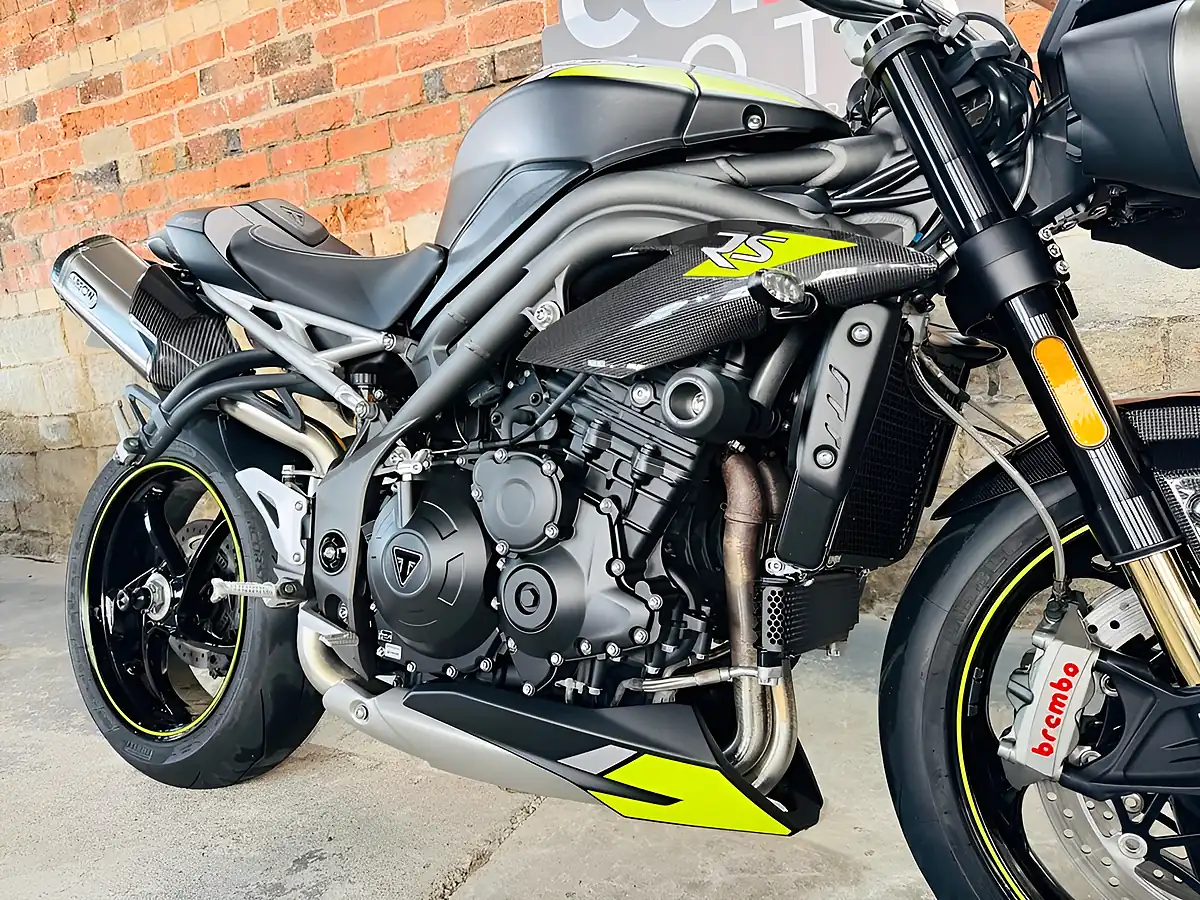 Used 2020 Triumph Speed Triple 1050 RS Black - Interior and Exterior details 6
