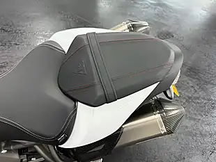 Used 2020 Triumph Speed Triple 1050 S White - Interior and Exterior details 17
