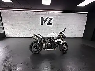 Used 2020 Triumph Speed Triple 1050 S White - Interior and Exterior details 20