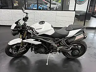 Used 2020 Triumph Speed Triple 1050 S White - Interior and Exterior details 3