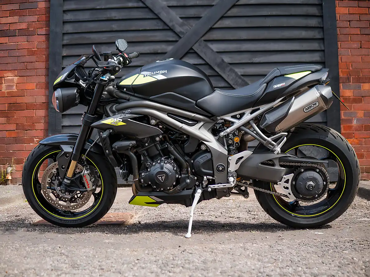 Used 2020 Triumph Speed Triple RS Black - Interior and Exterior details 15