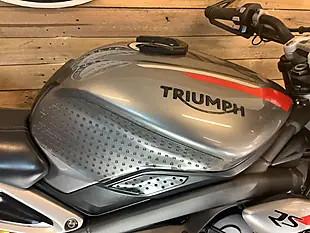 Used 2020 Triumph Street Triple 765 RS X-Ring Silver - Interior and Exterior details 12