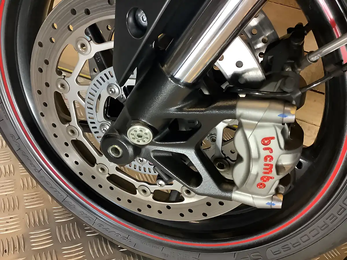 Used 2020 Triumph Street Triple RS X-Ring Silver - Interior and Exterior details 20