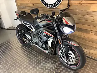 Used 2020 Triumph Street Triple RS X-Ring Silver - Interior and Exterior details 5