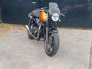 Used 2020 Triumph Thruxton 1200 Roadster/Retro Tangerine Orange - Interior and Exterior details 8