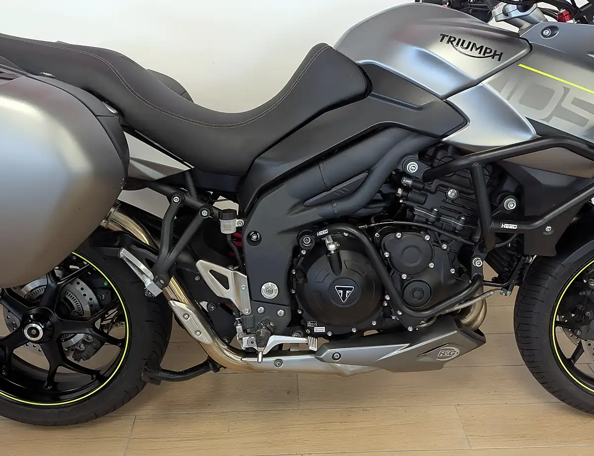 Used 2020 Triumph Tiger 1050 Sport Silver - Interior and Exterior details 11