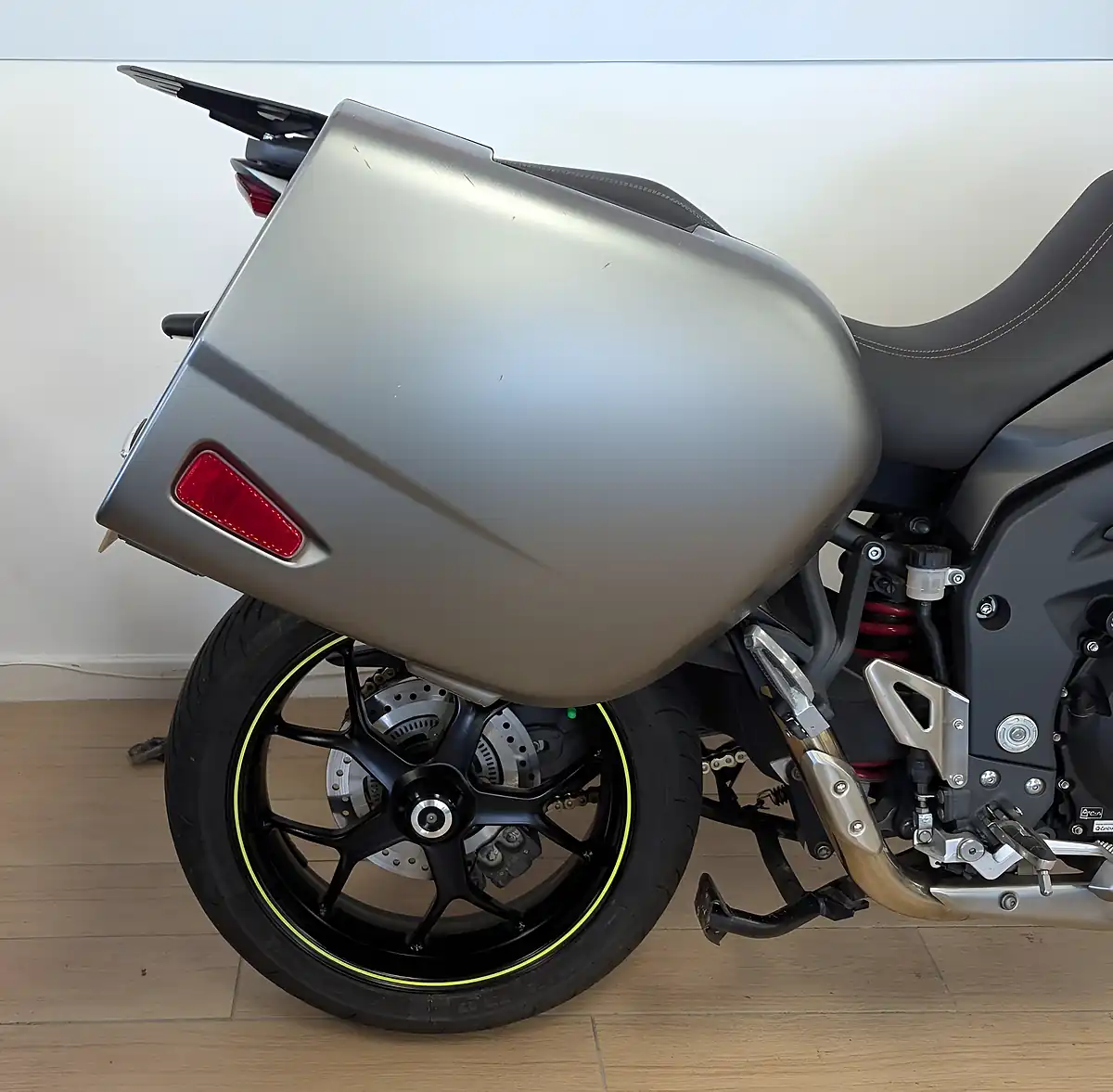 Used 2020 Triumph Tiger 1050 Sport Silver - Interior and Exterior details 18