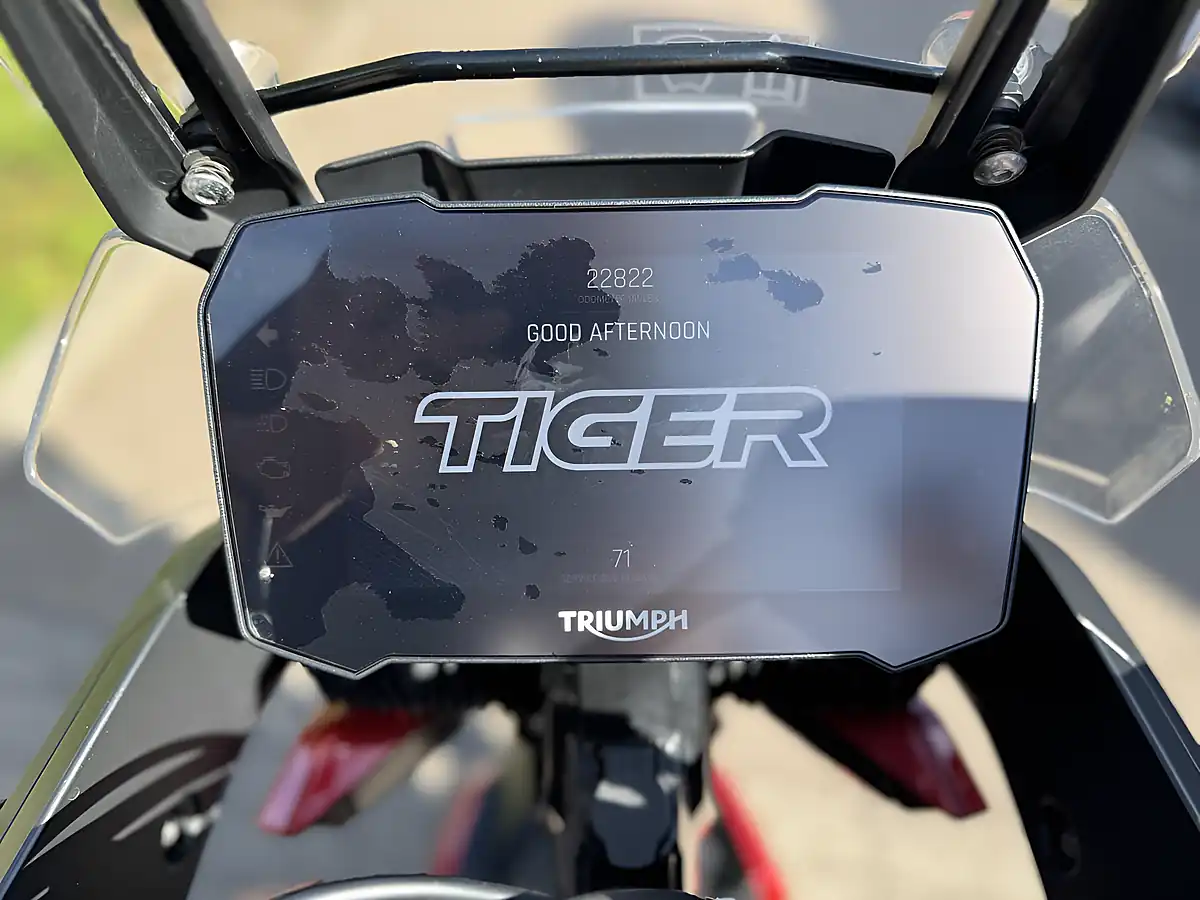 Used 2020 Triumph Tiger 900 GT Red - Interior and Exterior details 10