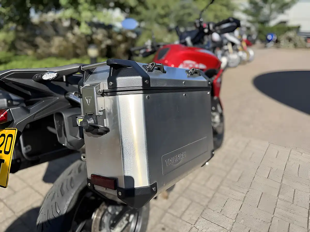 Used 2020 Triumph Tiger 900 GT Red - Interior and Exterior details 11