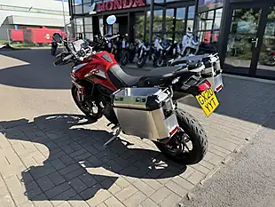 Used 2020 Triumph Tiger 900 GT Red - Interior and Exterior details 7