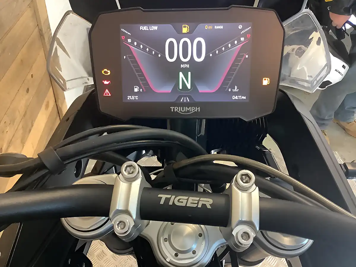 Used 2020 Triumph Tiger GT Black - Interior and Exterior details 7