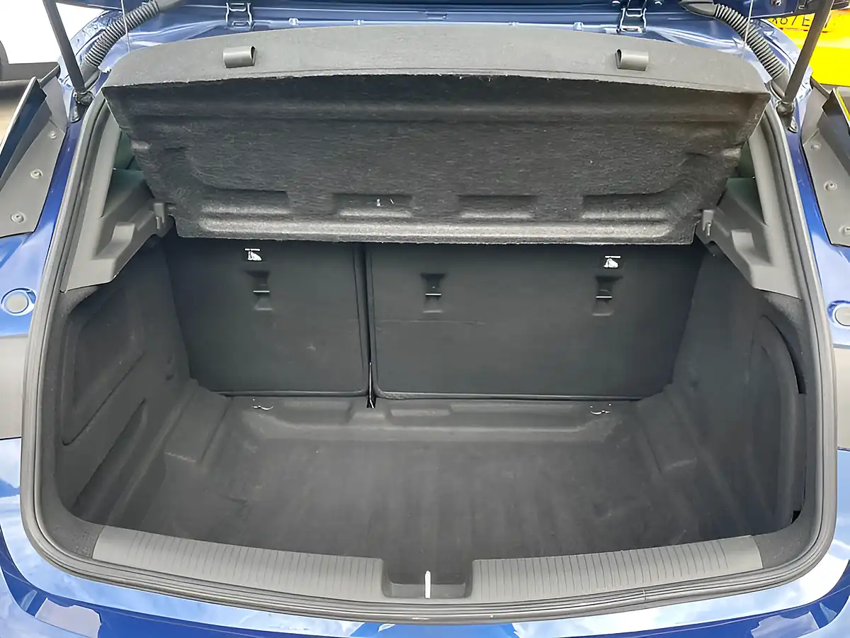 Used 2020 Vauxhall Astra Business Edition Nav Blue - Interior and Exterior details 14