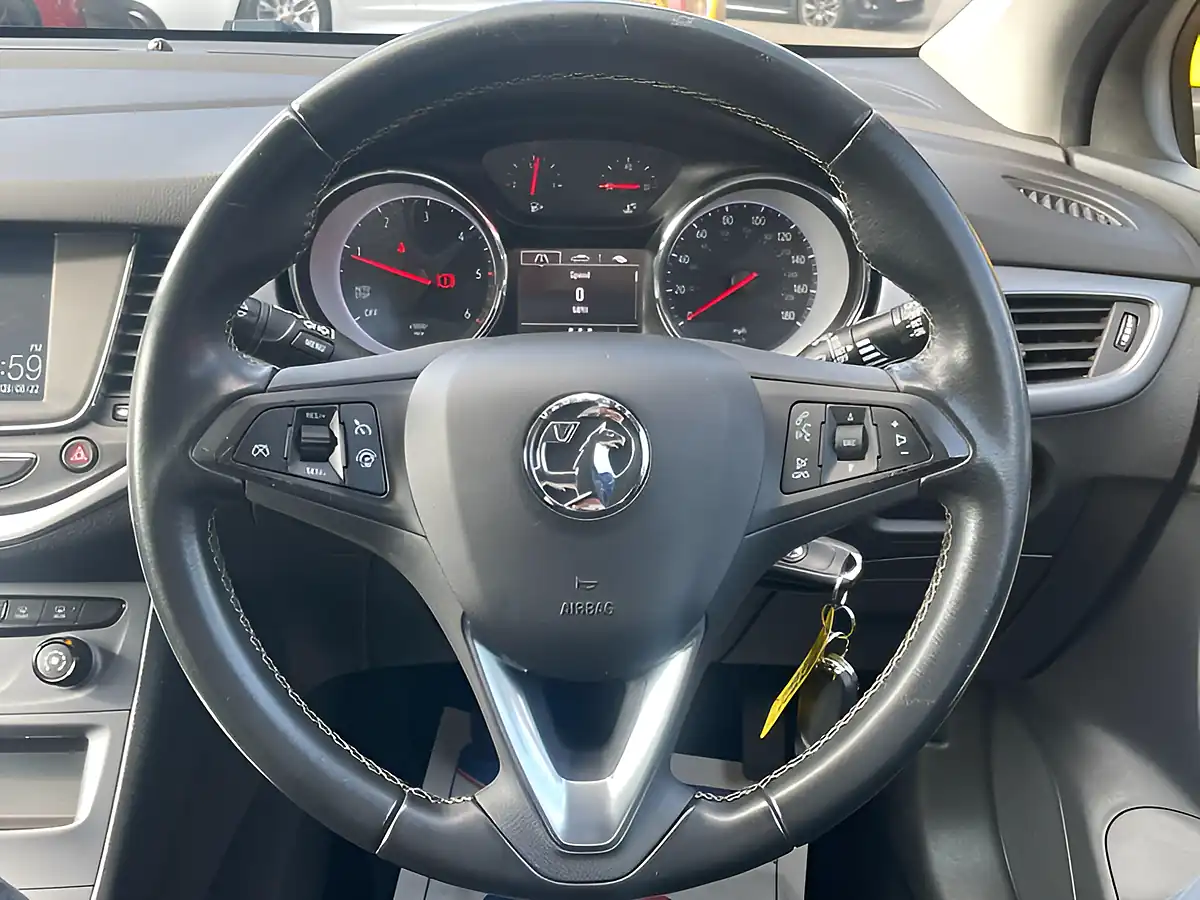 Used 2020 Vauxhall Astra Business Edition Nav Silver - Interior and Exterior details 19
