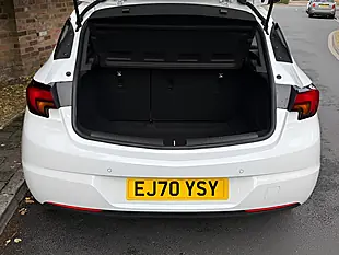 Used 2020 Vauxhall Astra Elite Nav Premium White - Interior and Exterior details 12