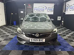 Used 2020 Vauxhall Astra Se Grey - Interior and Exterior details 3