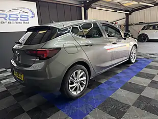 Used 2020 Vauxhall Astra Se Grey - Interior and Exterior details 9