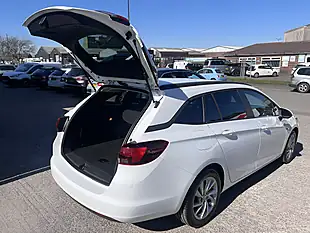 Used 2020 Vauxhall Astra Se Olympic White - Interior and Exterior details 19