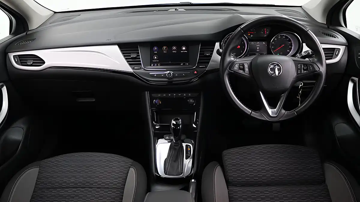 Used 2020 Vauxhall Astra Sri Blue - Interior and Exterior details 19