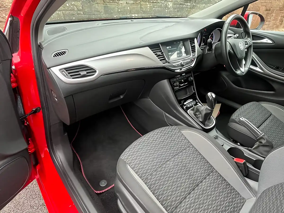 Used 2020 Vauxhall Astra Sri Nav Lava Red - Interior and Exterior details 13