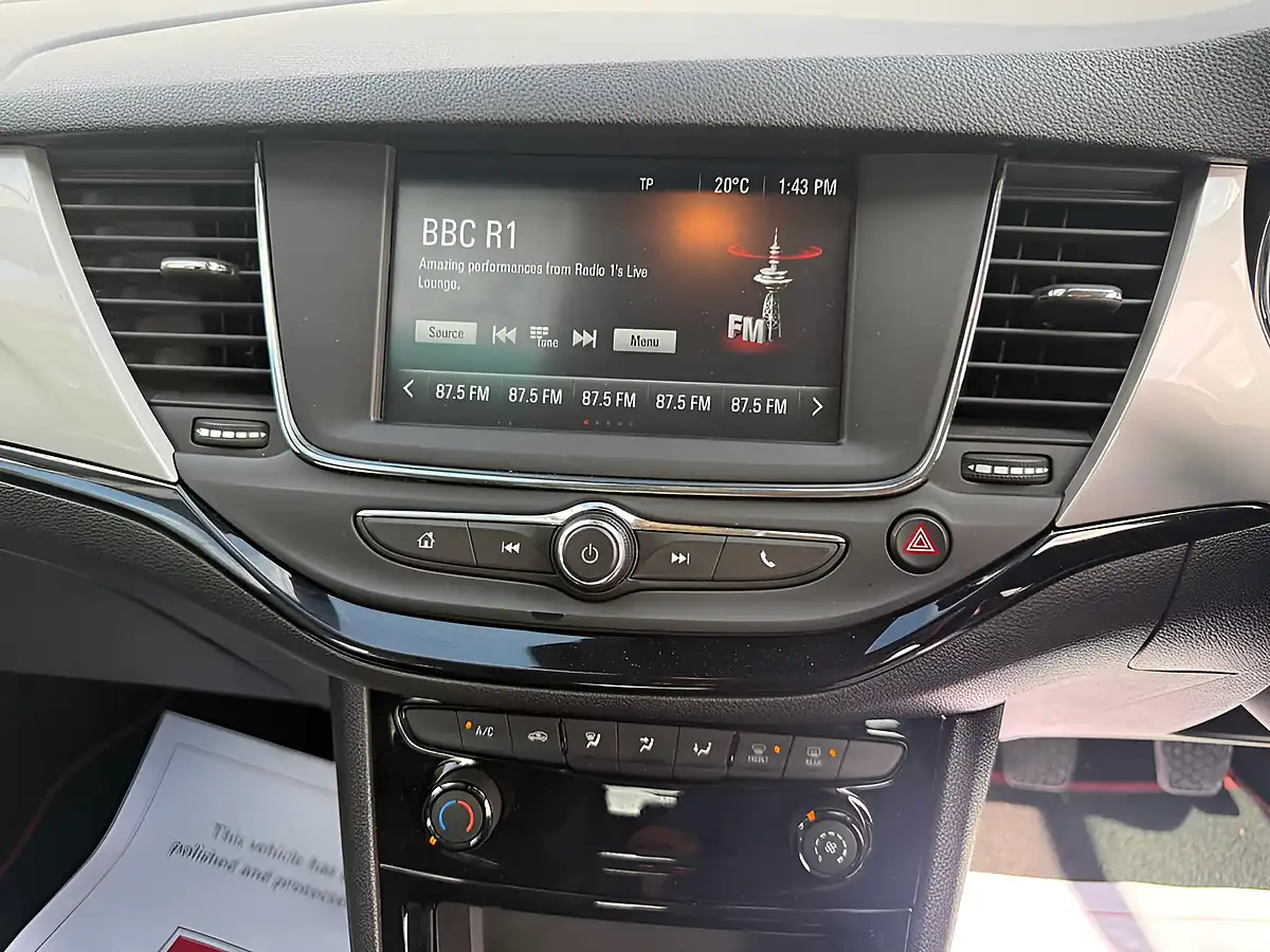 Used 2020 Vauxhall Astra Sri Nav Mineral Black - Interior and Exterior details 16
