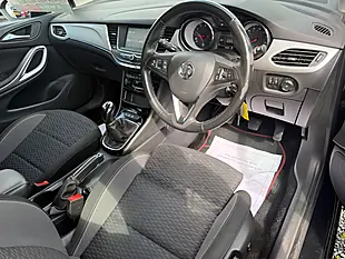 Used 2020 Vauxhall Astra Sri Nav Mineral Black - Interior and Exterior details 8