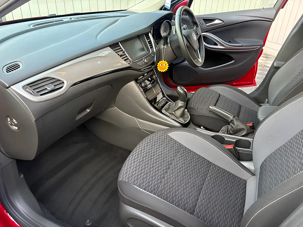 Used 2020 Vauxhall Astra Sri Nav Red - Interior and Exterior details 11